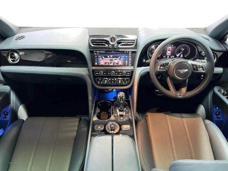 2022 Bentley Bentayga - photo 4