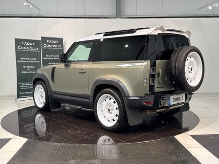 2025 Land Rover Defender - photo 13