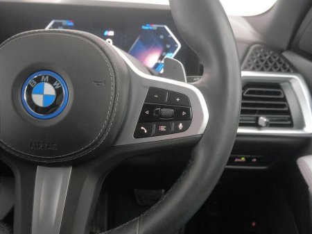 2025 BMW X5 - photo 18