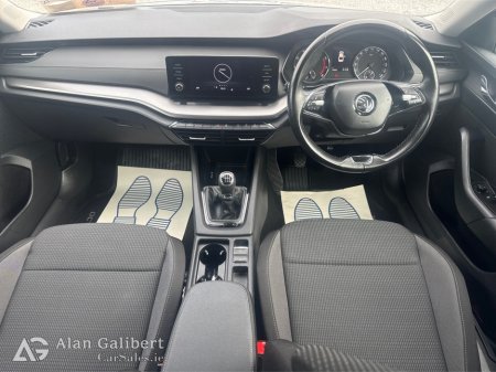 2022 Skoda Octavia - photo 10