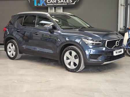 2021 Volvo XC40 T2 PET (129hp) Momentum