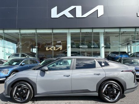 2026 Kia EV4 - photo 3