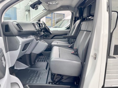 2021 Opel Vivaro - photo 24