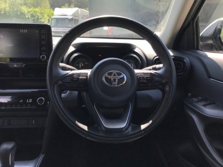 2024 Toyota Yaris Cross - photo 9