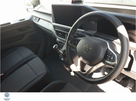 2026 Volkswagen Transporter - photo 2