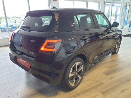 2024 Suzuki Swift - photo 4