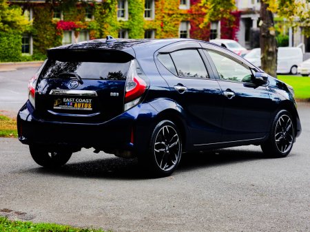 2018 Toyota Aqua - photo 10
