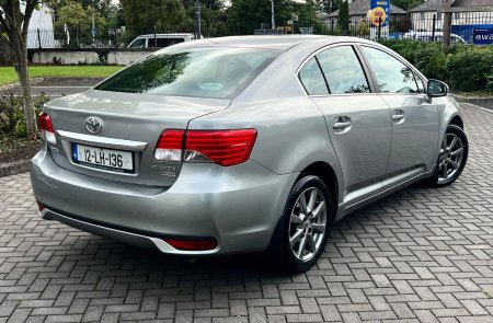 2012 Toyota Avensis - photo 9