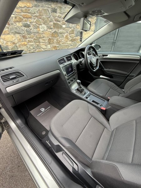 2016 Volkswagen Golf - photo 16