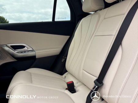2027 Mercedes-Benz GLC - photo 6