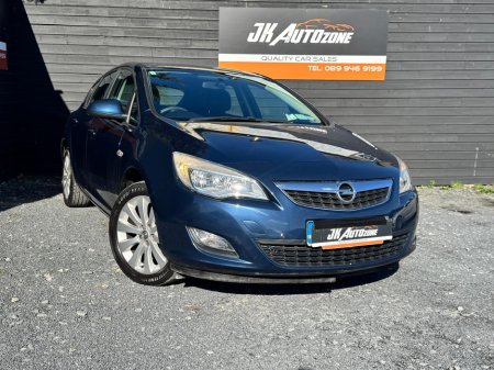 2011 Opel Astra SC 1.4 I 100PS 5DR