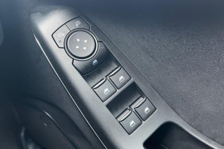 2023 Ford Fiesta - photo 16