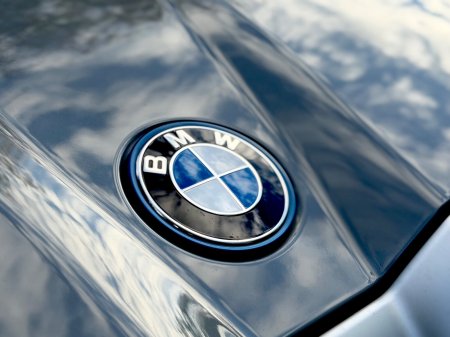 2024 BMW 5-Series - photo 33
