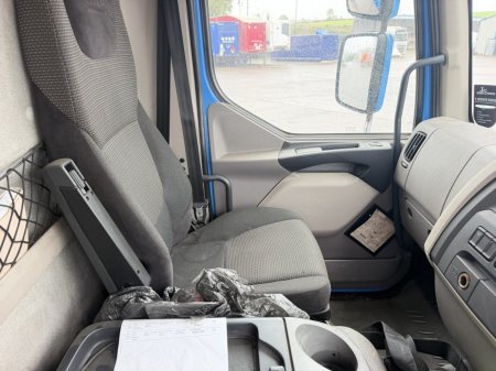 2015 DAF LF 220 - photo 19