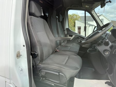 2019 Vauxhall Movano - photo 10