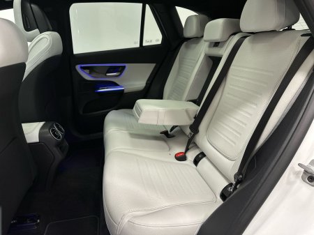 2026 Mercedes-Benz GLC - photo 4