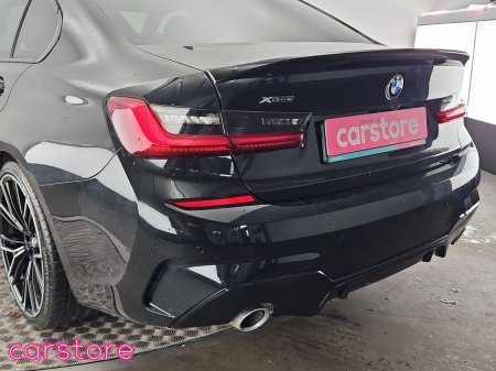 2022 BMW 3-Series - photo 17