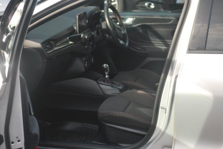 2021 Ford Focus - photo 7