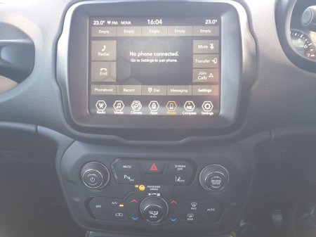 2024 Jeep Renegade - photo 17