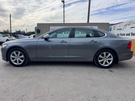 2017 Volvo S90 - photo 4