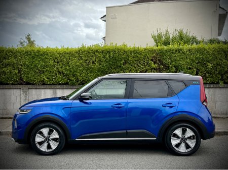 2021 Kia e-Soul - photo 3