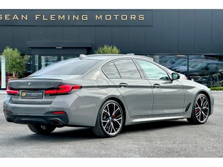 2022 BMW 5-Series - photo 3