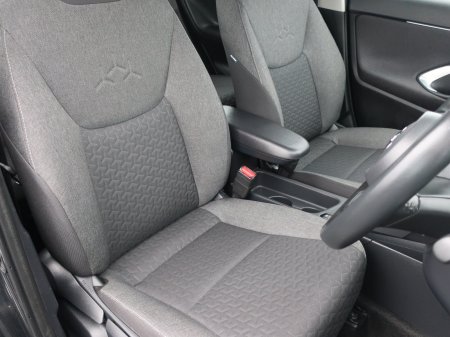 2024 Toyota Yaris Cross - photo 12