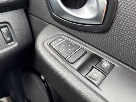 2019 Renault Clio - photo 17