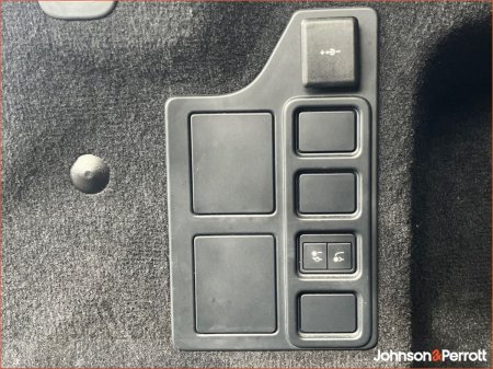2023 Land Rover Discovery - photo 20