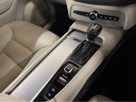 2017 Volvo XC90 - photo 21