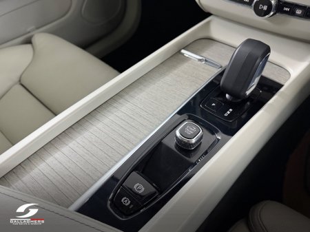 2023 Volvo XC60 - photo 35