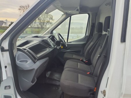 2019 Ford Transit - photo 16