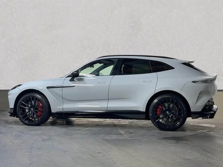 2024 Aston Martin DBX - photo 10