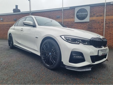 2022 BMW 3-Series - photo 17