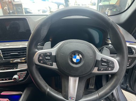 2021 BMW 5-Series - photo 10