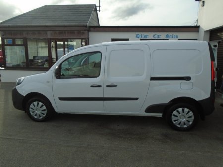 2020 Renault Kangoo - photo 17