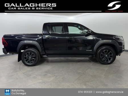 2023 Toyota Hilux - photo 3