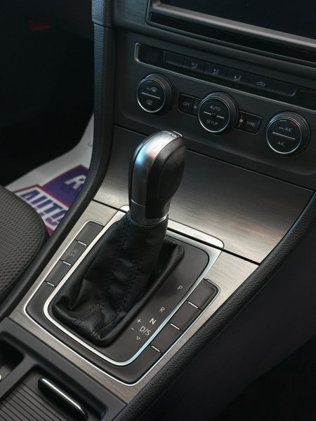2013 Volkswagen Golf - photo 14