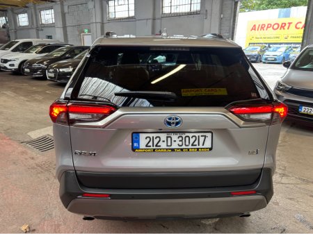2021 Toyota RAV4 - photo 5
