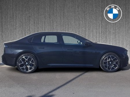 2026 BMW i3 - photo 3