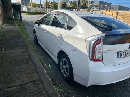 2014 Toyota Prius - photo 7