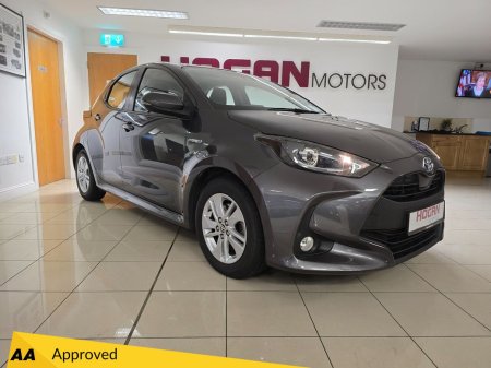 2022 Toyota Yaris Hybrid Luna New Generation Automatic