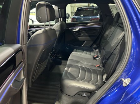 2025 Volkswagen Touareg - photo 21