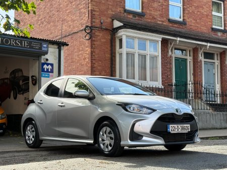 2022 Toyota Yaris - photo 3