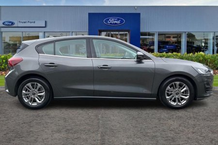 2024 Ford Focus - photo 3