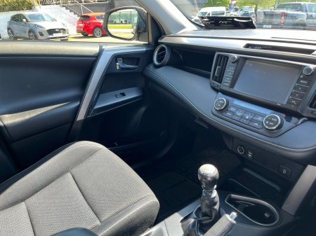 2016 Toyota RAV4 - photo 15