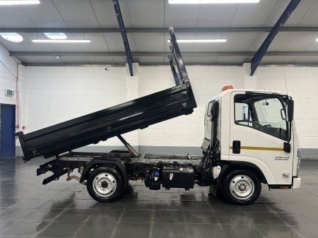 2023 Isuzu NPR - photo 2