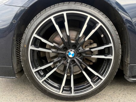 2020 BMW 5-Series - photo 10