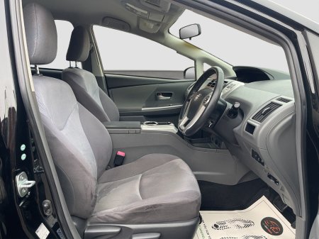 2013 Toyota Prius - photo 10