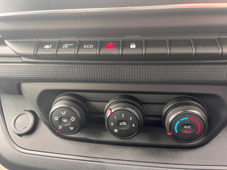 2026 Renault Trafic - photo 14